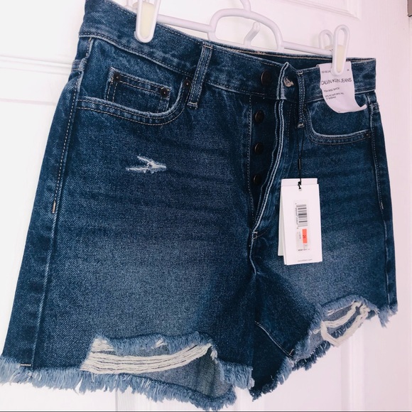 Calvin Klein jean shorts (26) - Picture 5 of 6